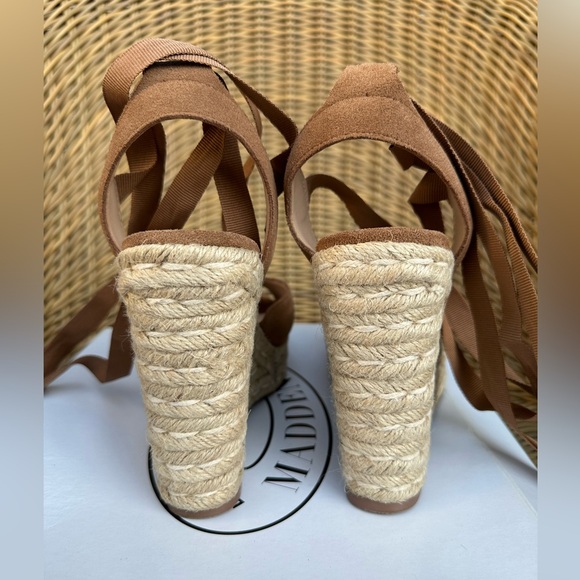 Steve Madden - SECRET peep toe lace up wedge - Picture 4 of 8